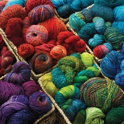 Barevná klubka vlny